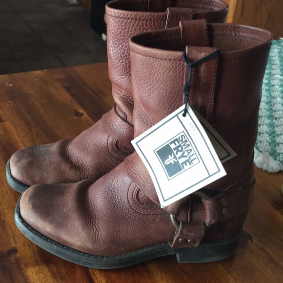 frye kids boots